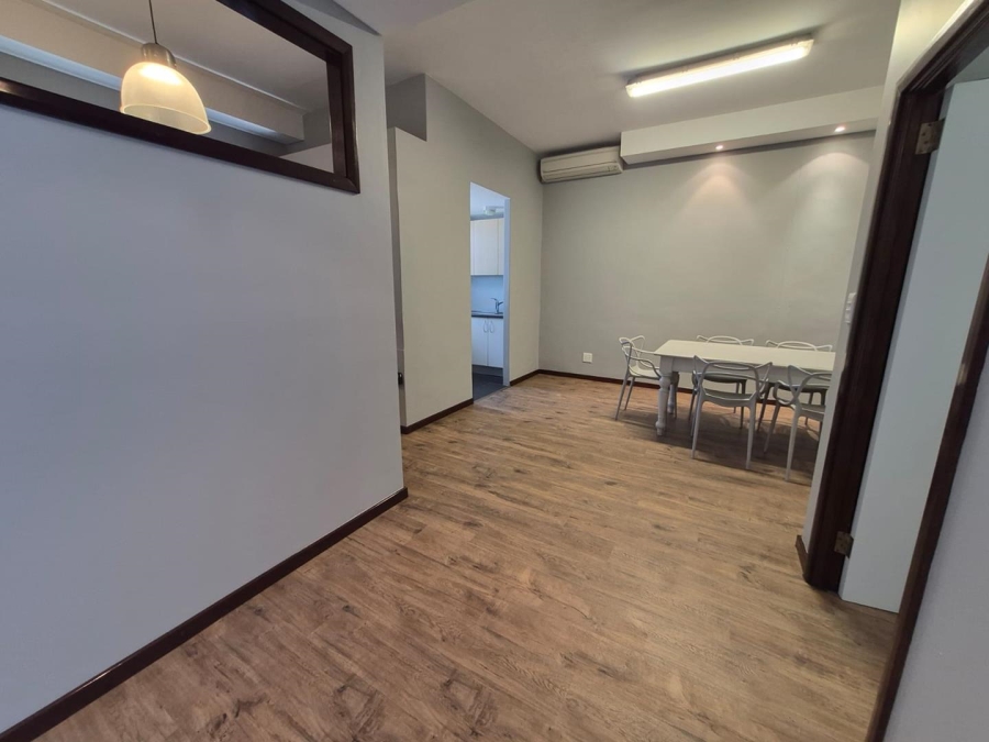 To Let Commercial Property for Rent in Pinelands Western Cape